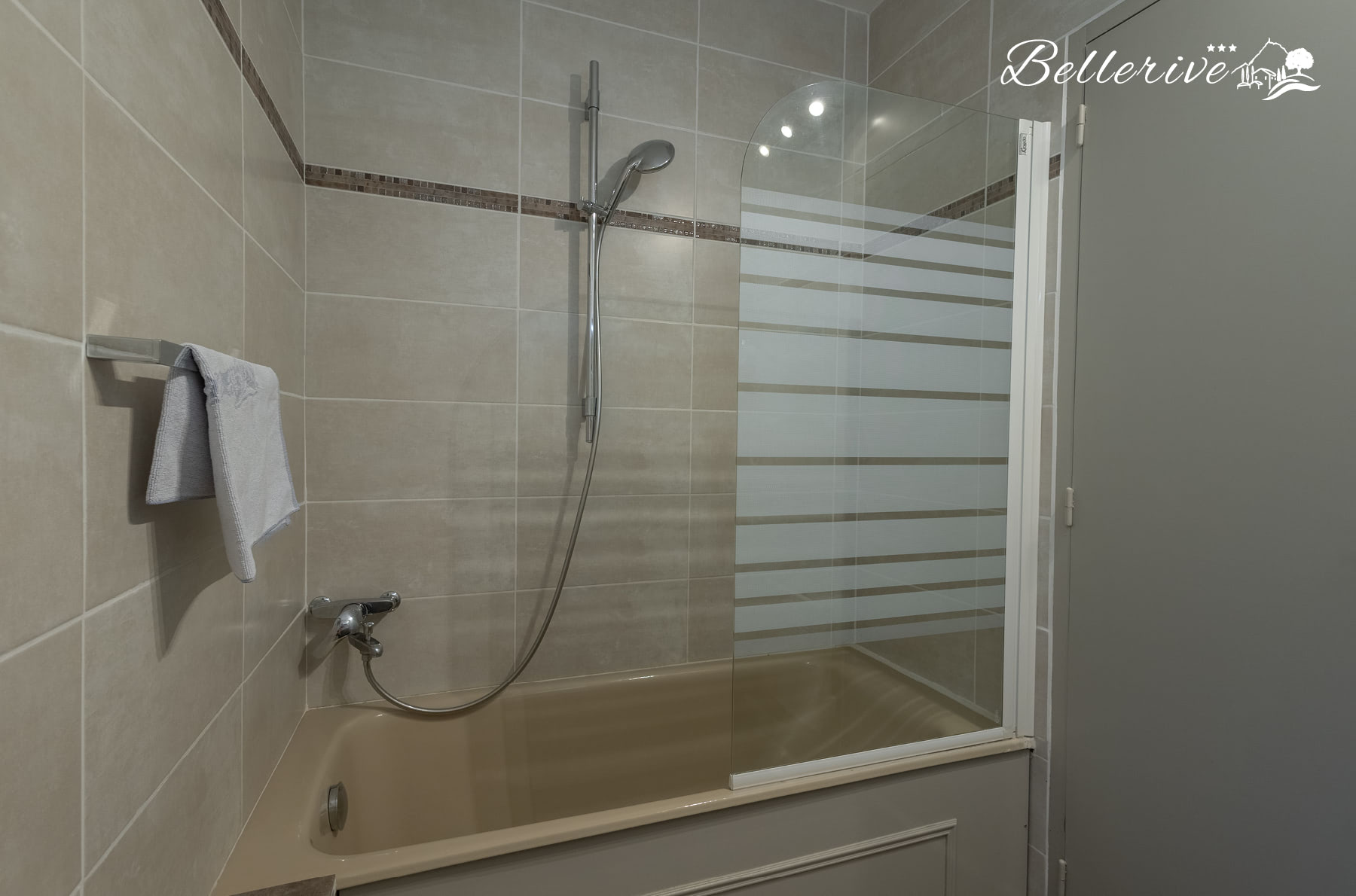 Chambre Balcon Salle de bains