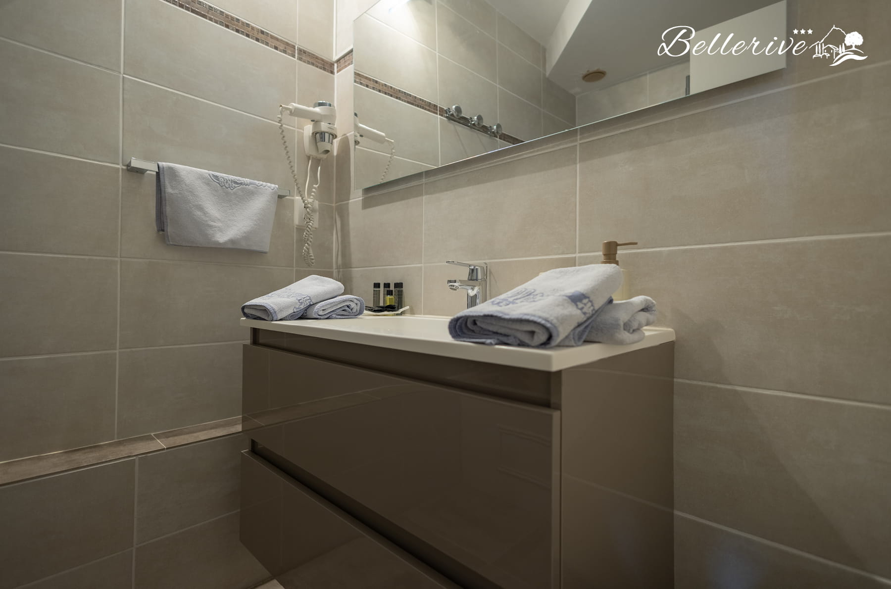 Chambre communicante Salle de bains